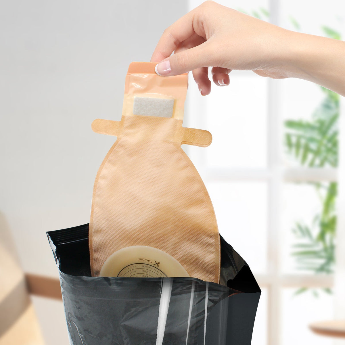 Onnohere 100 Pack Ostomy Pouch Disposal Bags Eco-Friendly High-Sealing Odor Control